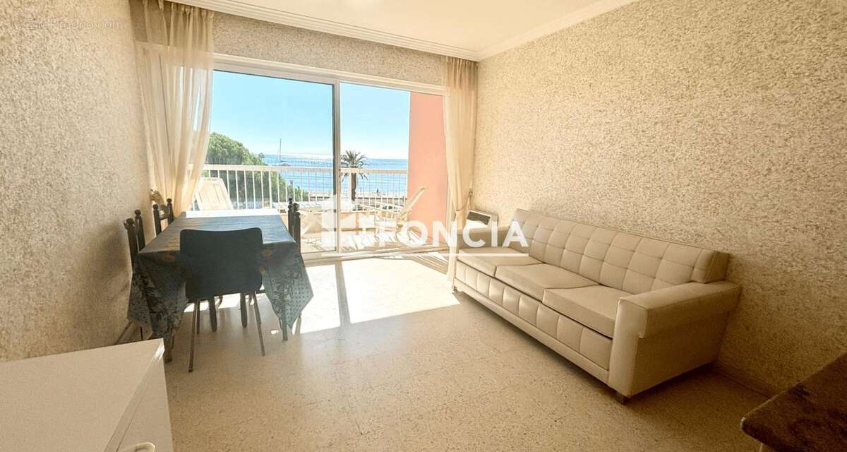 Appartement à FREJUS