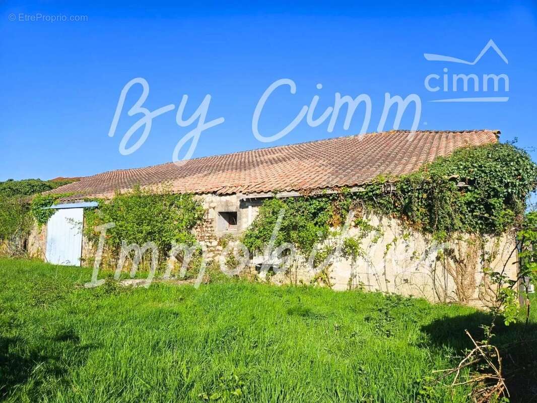 Maison à BRAUD-ET-SAINT-LOUIS