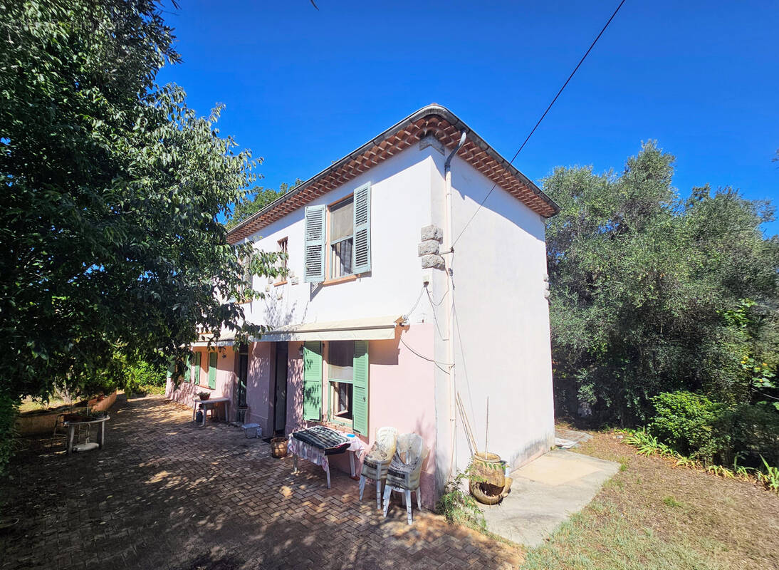 Maison à GRASSE
