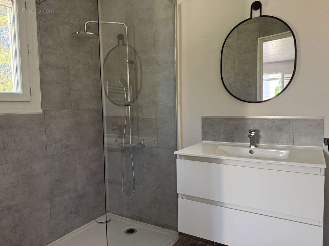 Maison 116 m² à Grignan  - photo 5