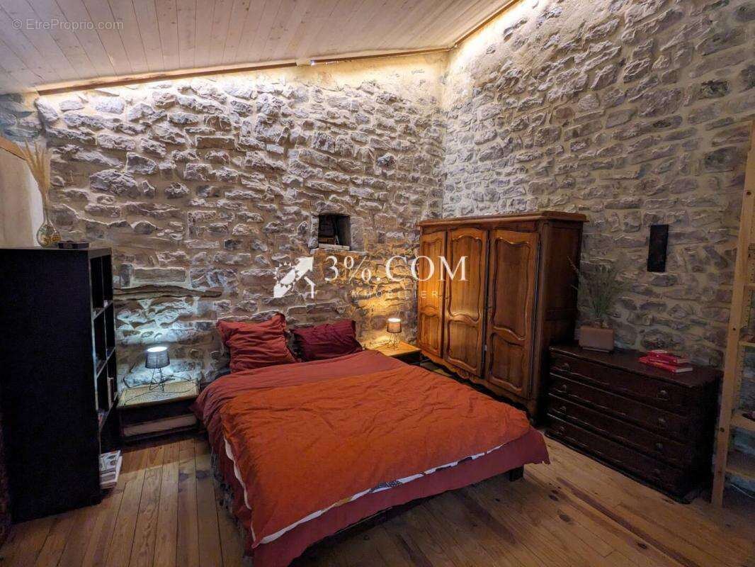 Maison à SAINTE-JALLE