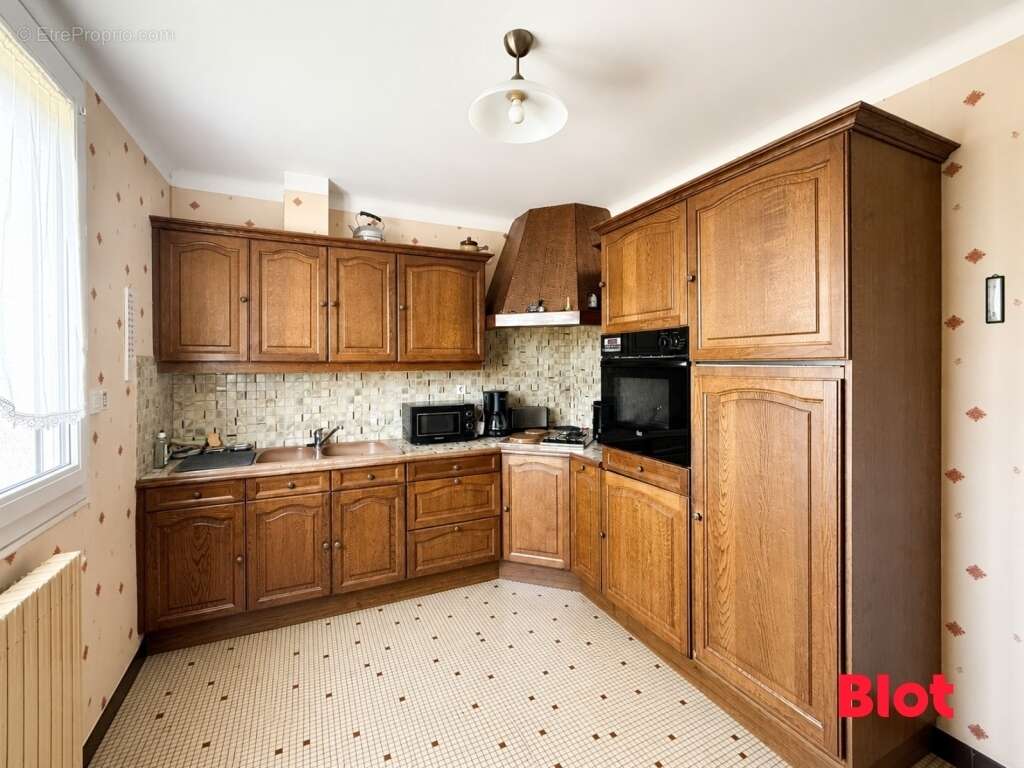 Maison 98 m² à Chateaugiron  - photo 7