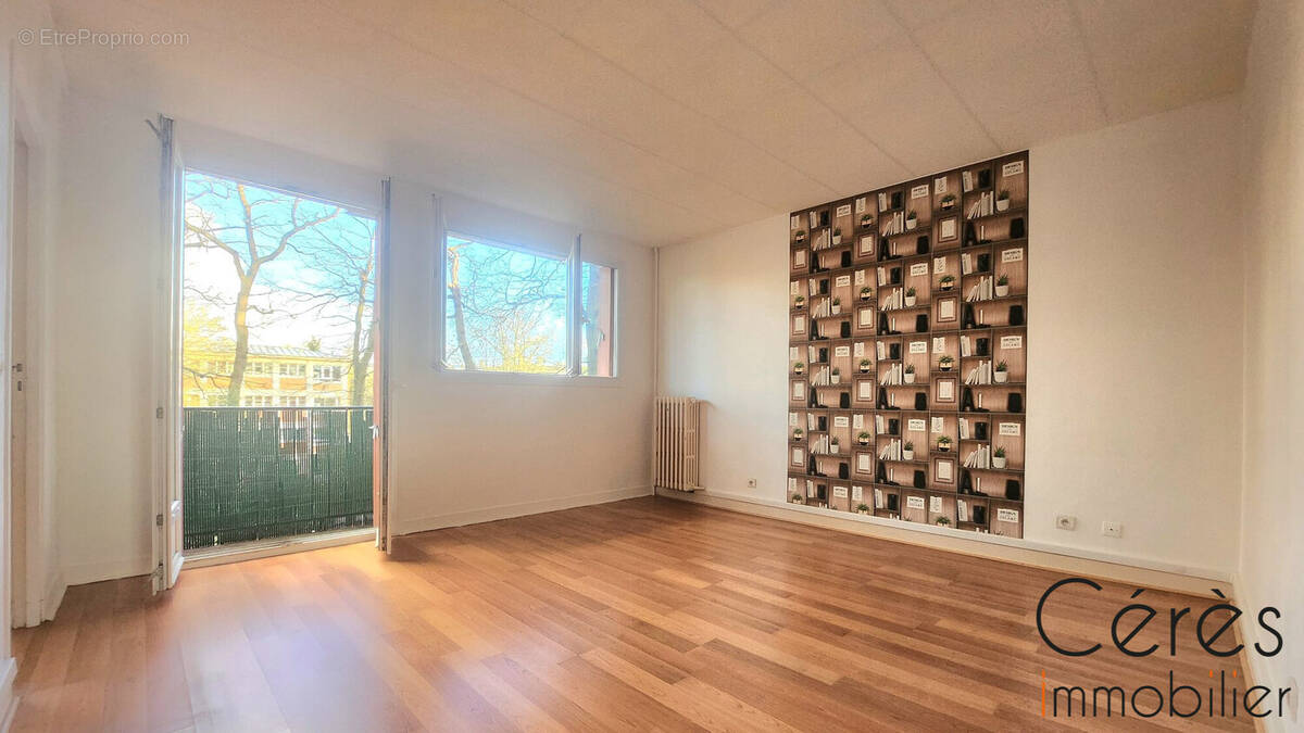 Appartement à LIVRY-GARGAN