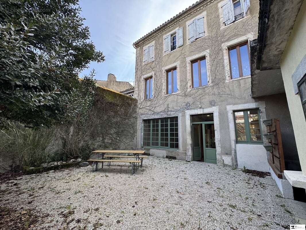 Maison à CAZERES
