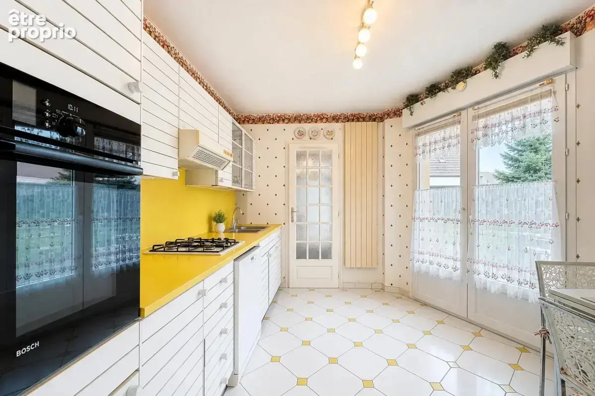 Spacieuse maison 5 pièces, 164 m² à Maillot - photo 7