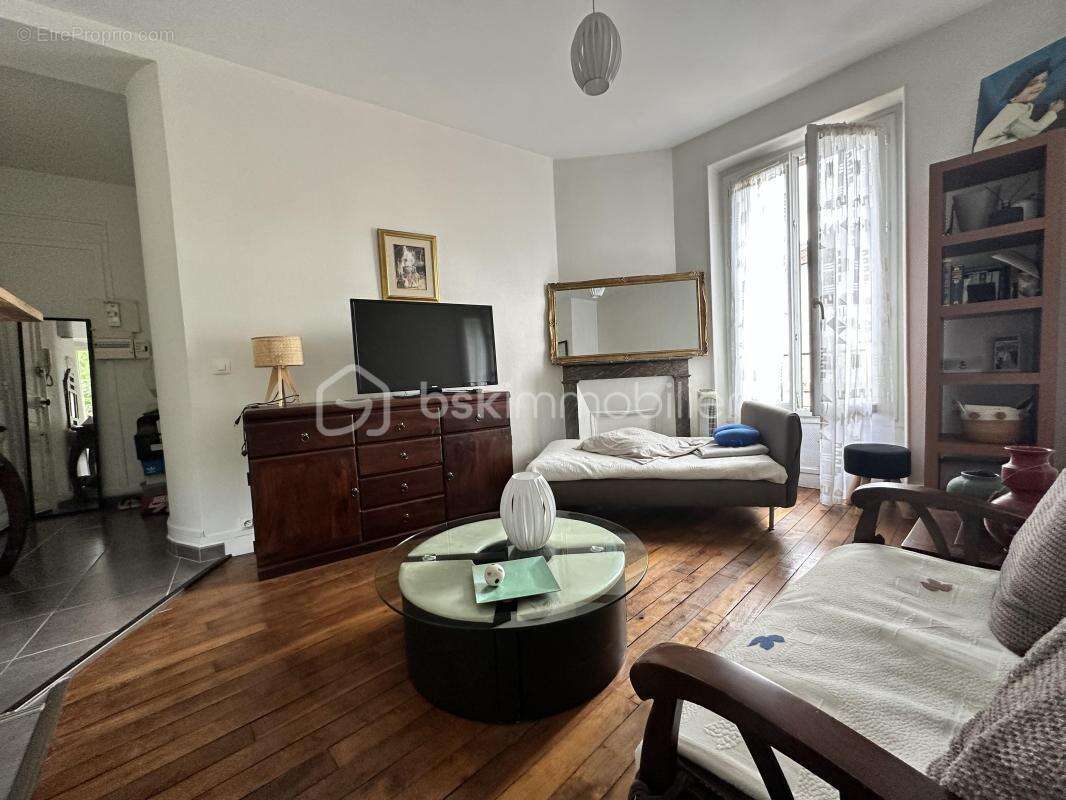 Appartement à CORBEIL-ESSONNES