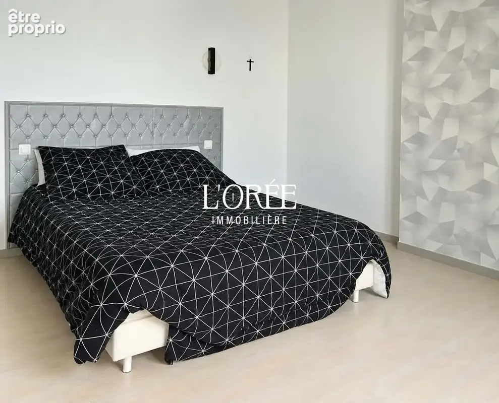 Maison de ville renovee - 140m2 - 3 chambres - jardin - garage - photo 8
