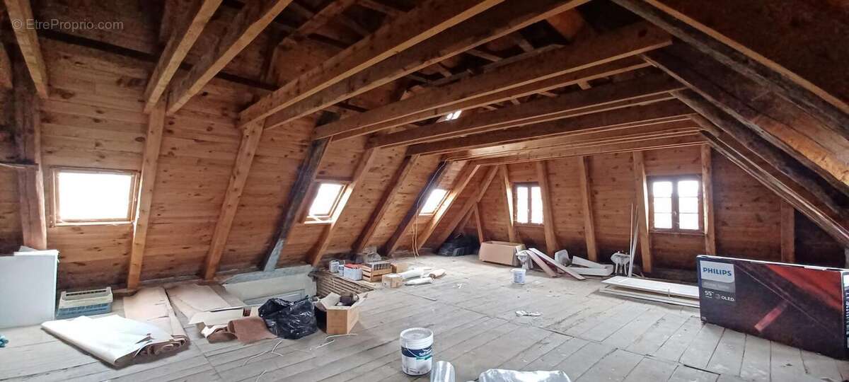 Appartement à RUYNES-EN-MARGERIDE