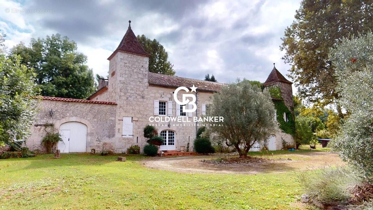 Maison à MONTESQUIEU