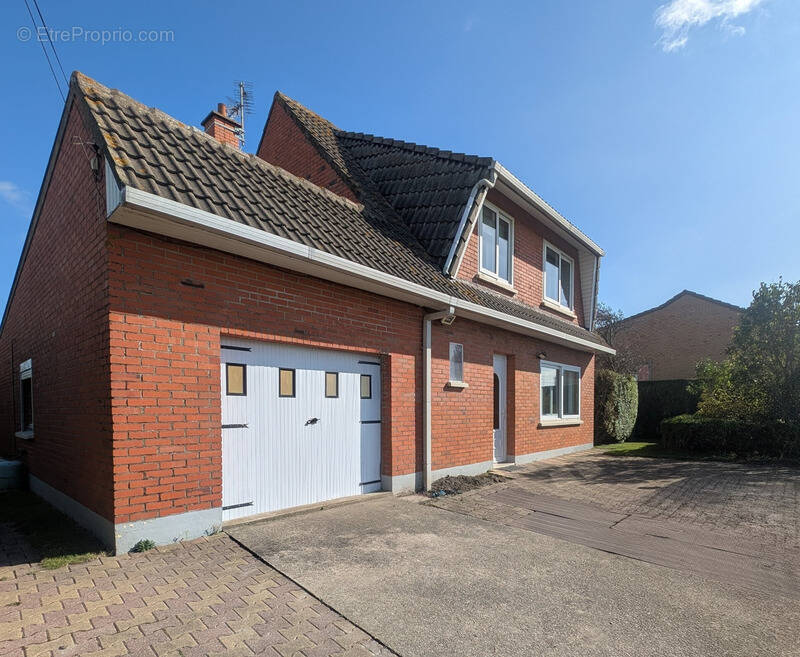 Maison à VIEILLE-EGLISE