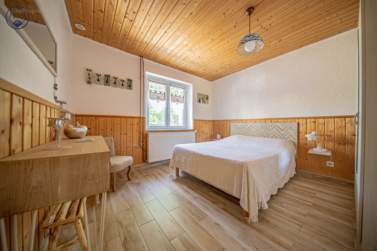 Grande maison de village rénovée avec goût, située sur l'axe Commercy/Ligny-en-Barrois - photo 12