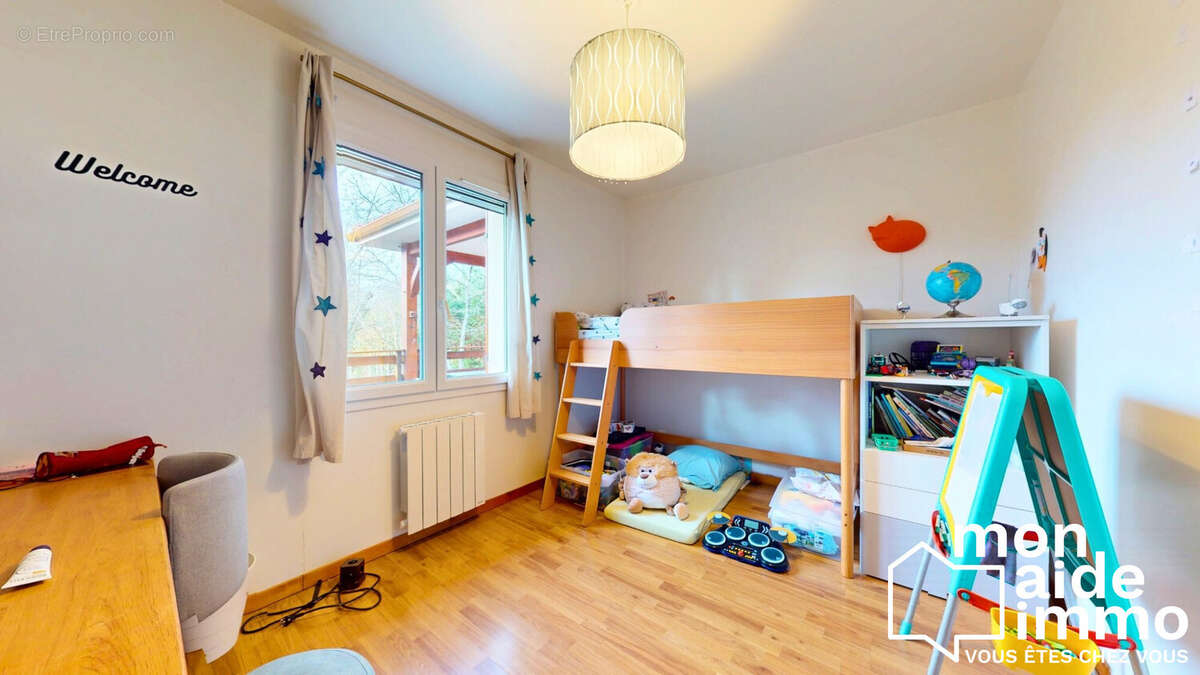 Maison à FARGUES-SAINT-HILAIRE