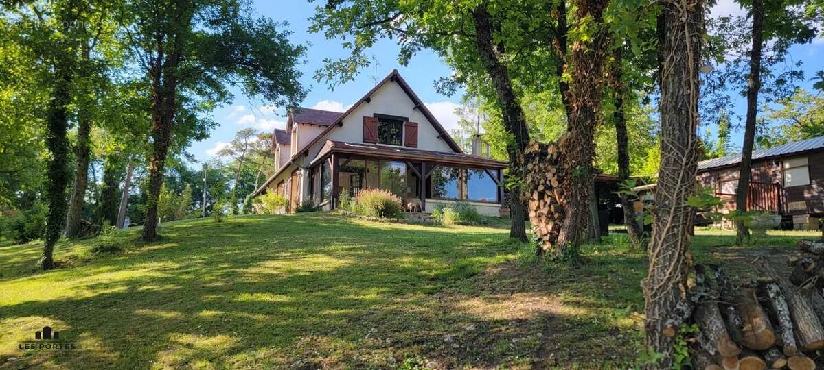 Maison à PRUNAY-SUR-ESSONNE