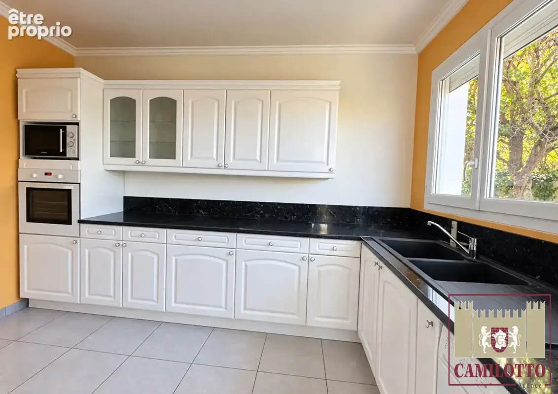 NOGENT LE ROI  --  Belle maison familiale - 4 chambres. - photo 10