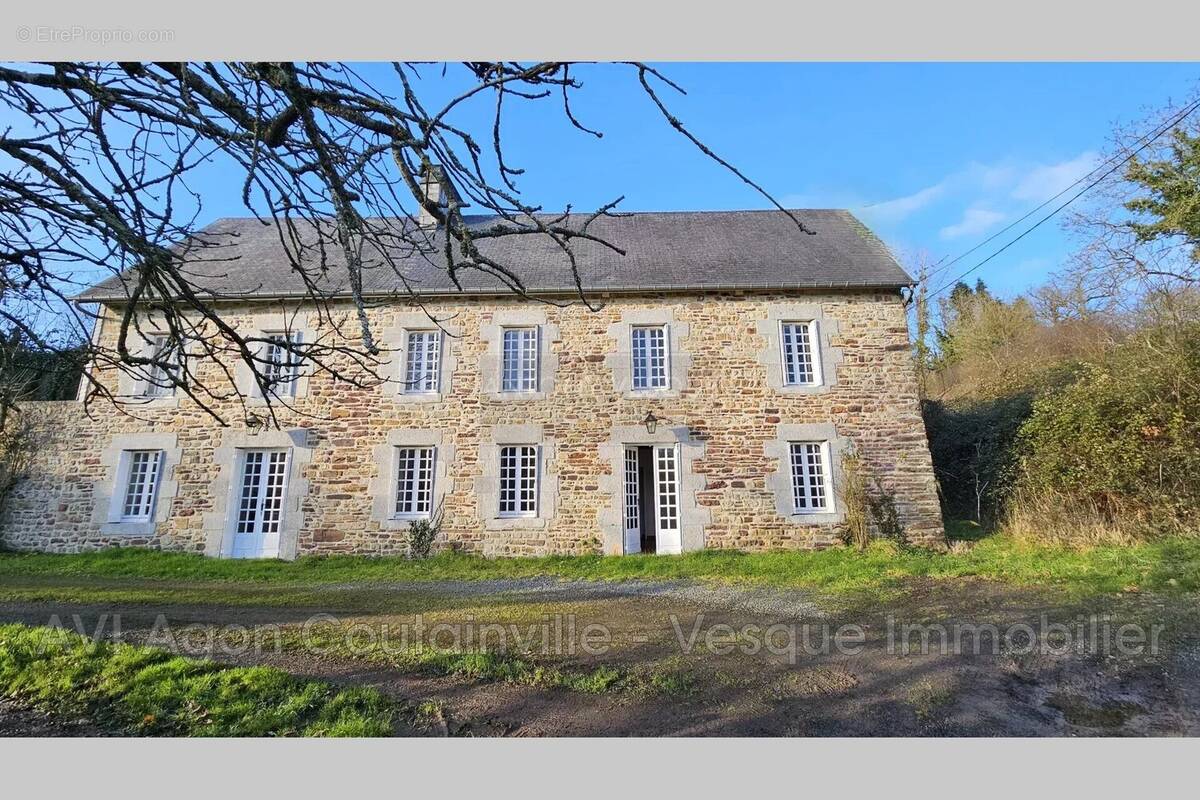 Maison à CERISY-LA-SALLE