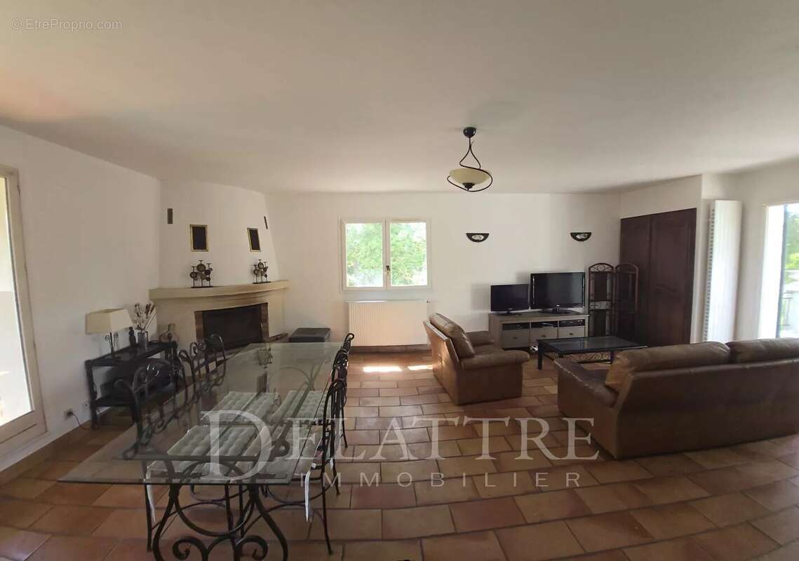 Maison à MOUANS-SARTOUX