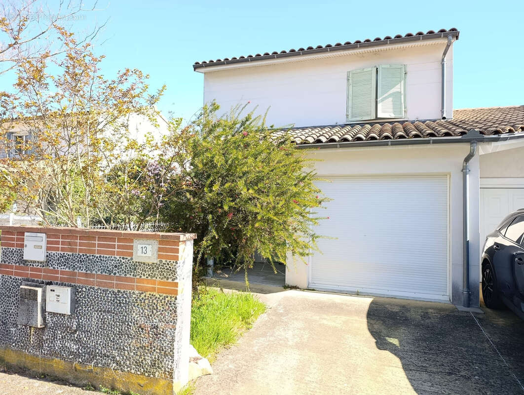 Maison à FROUZINS