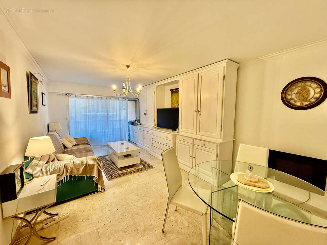 Appartement à MENTON