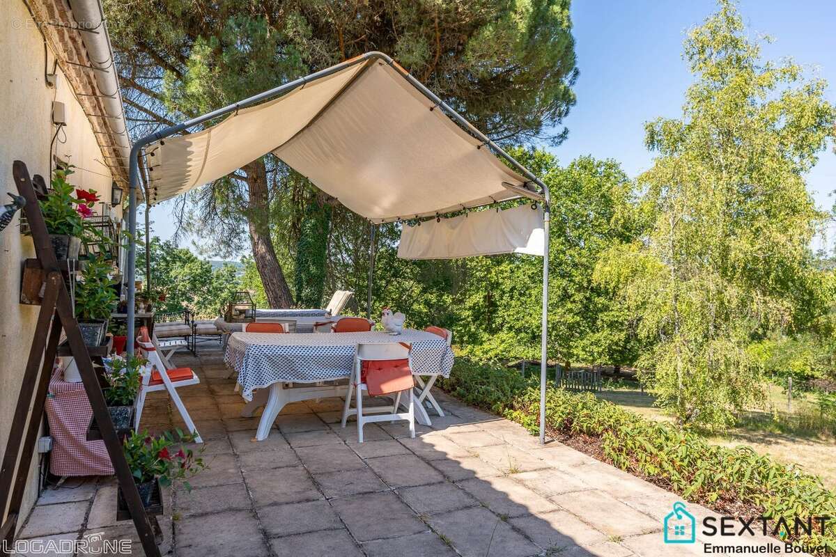 Grande longère du 19ème rénovée, 320 m², gîte et chambres d'hôtes, terrain de 1,5 ha, 5 min des commodités - photo 19