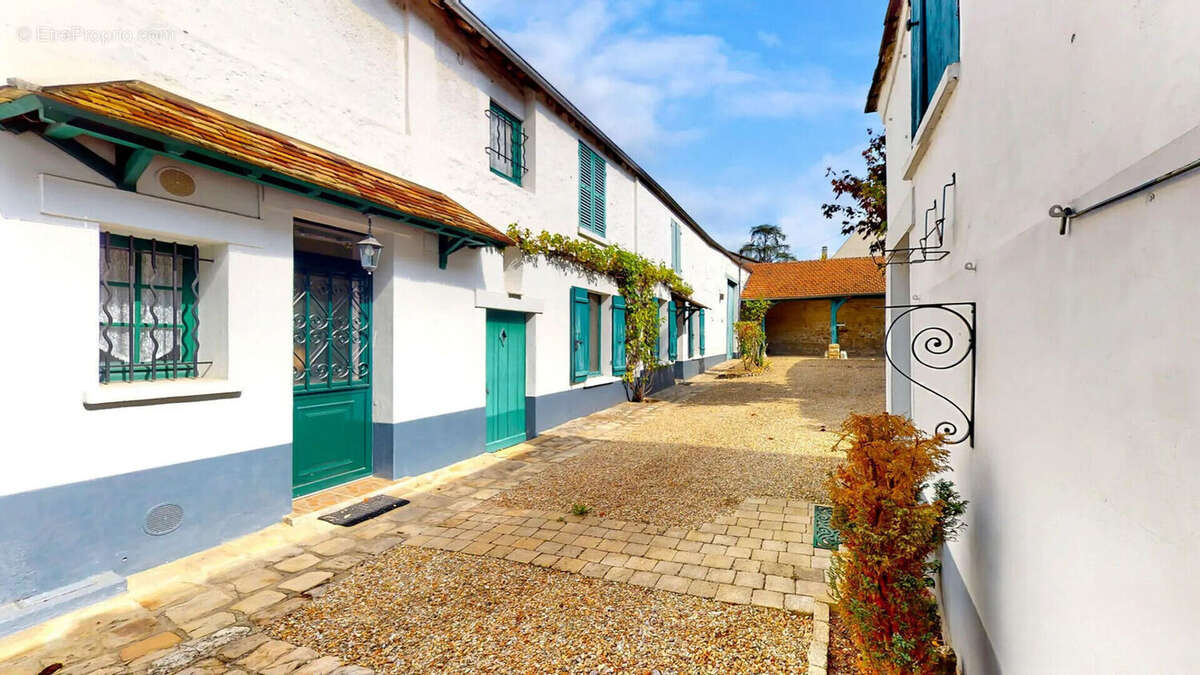 Maison à ROSNY-SUR-SEINE