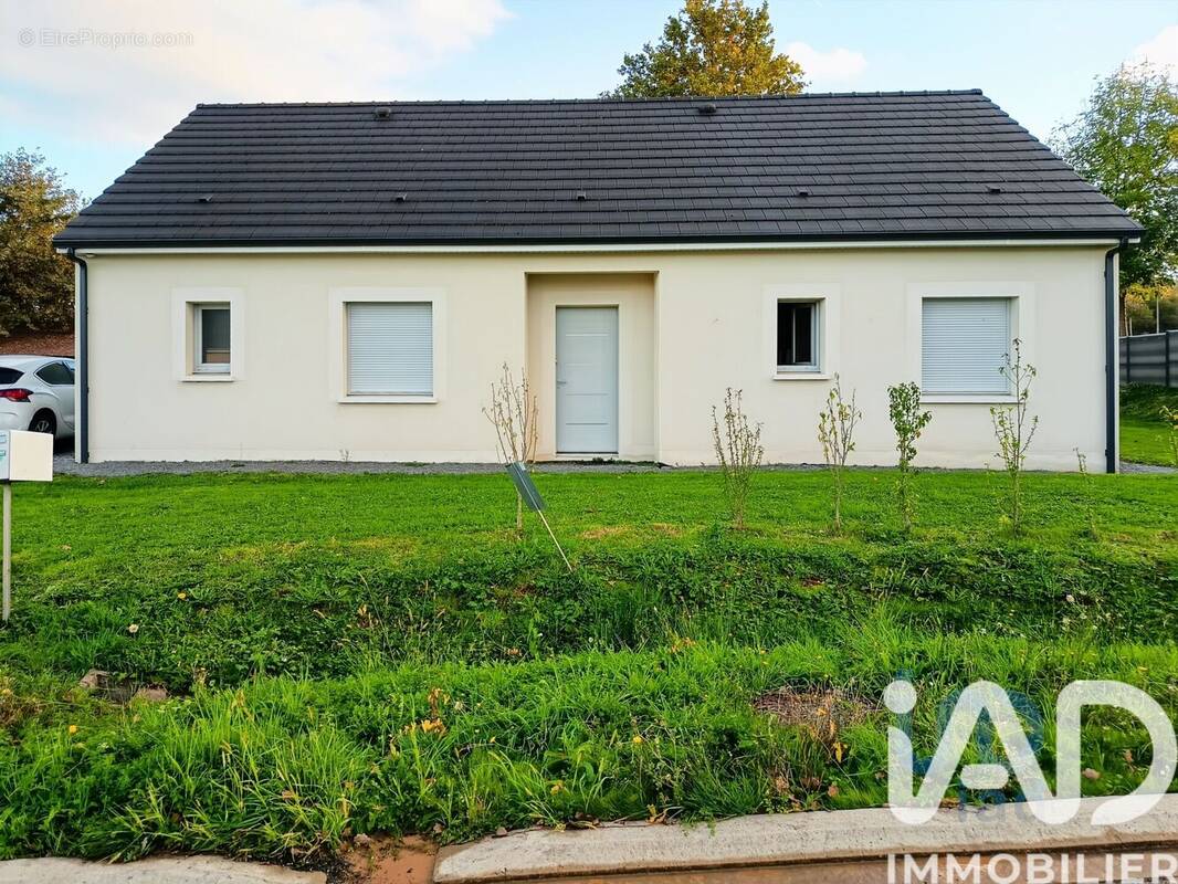 Photo 1 - Maison à VARETZ