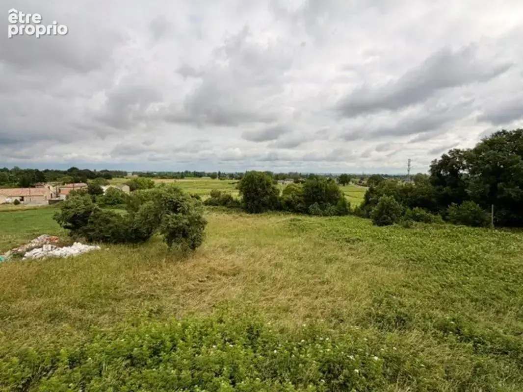 Maison T3 en pierre avec jardin et parking - photo 3