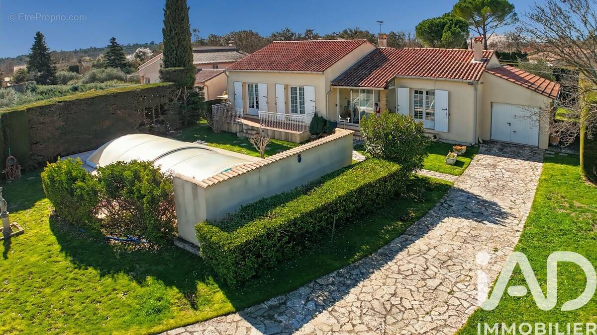 Photo 1 - Maison à UZES