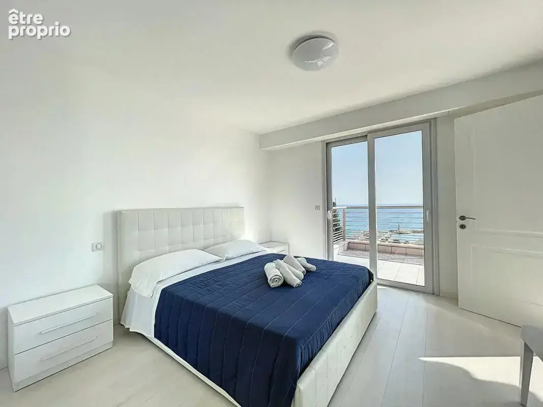 Menton, quartier garavan: 4 pieces de 130 m2 avec terrasse de  50 m2 et vue mer panoramique - photo 13
