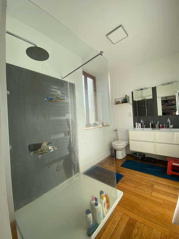 Maison à LA CROISILLE-SUR-BRIANCE