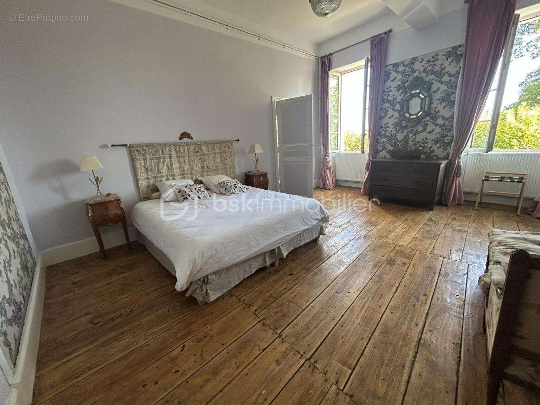 Maison à VILLENEUVE-SUR-LOT