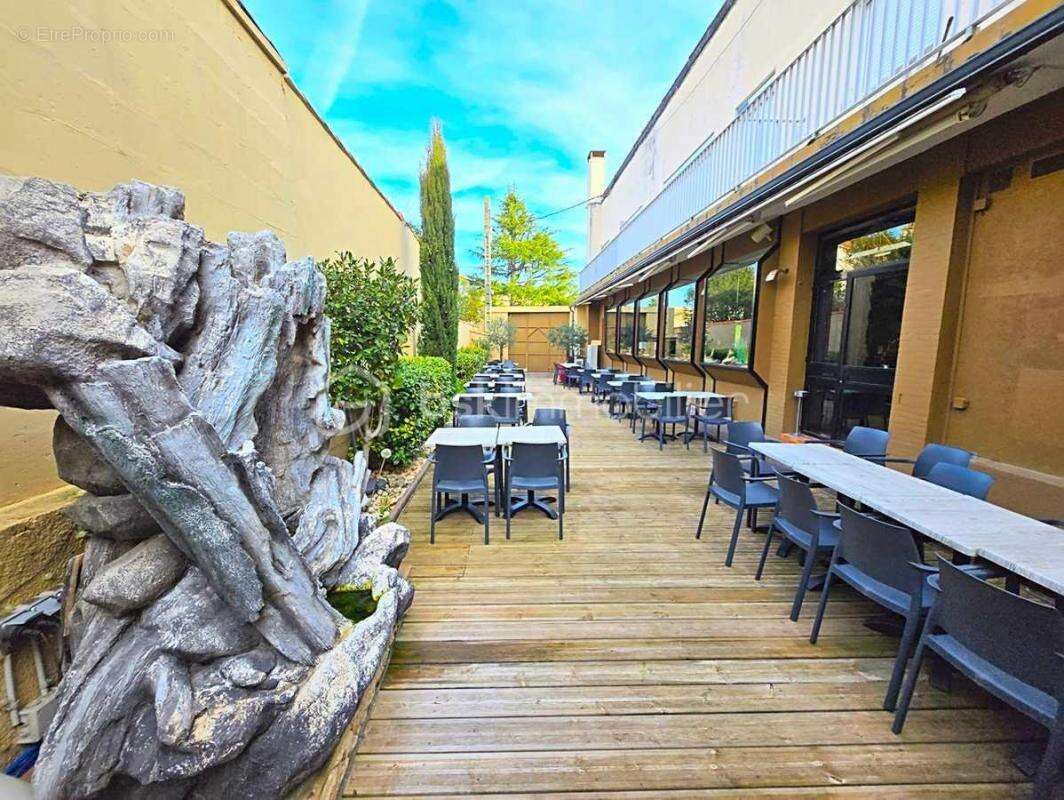 Commerce à PIERRELATTE