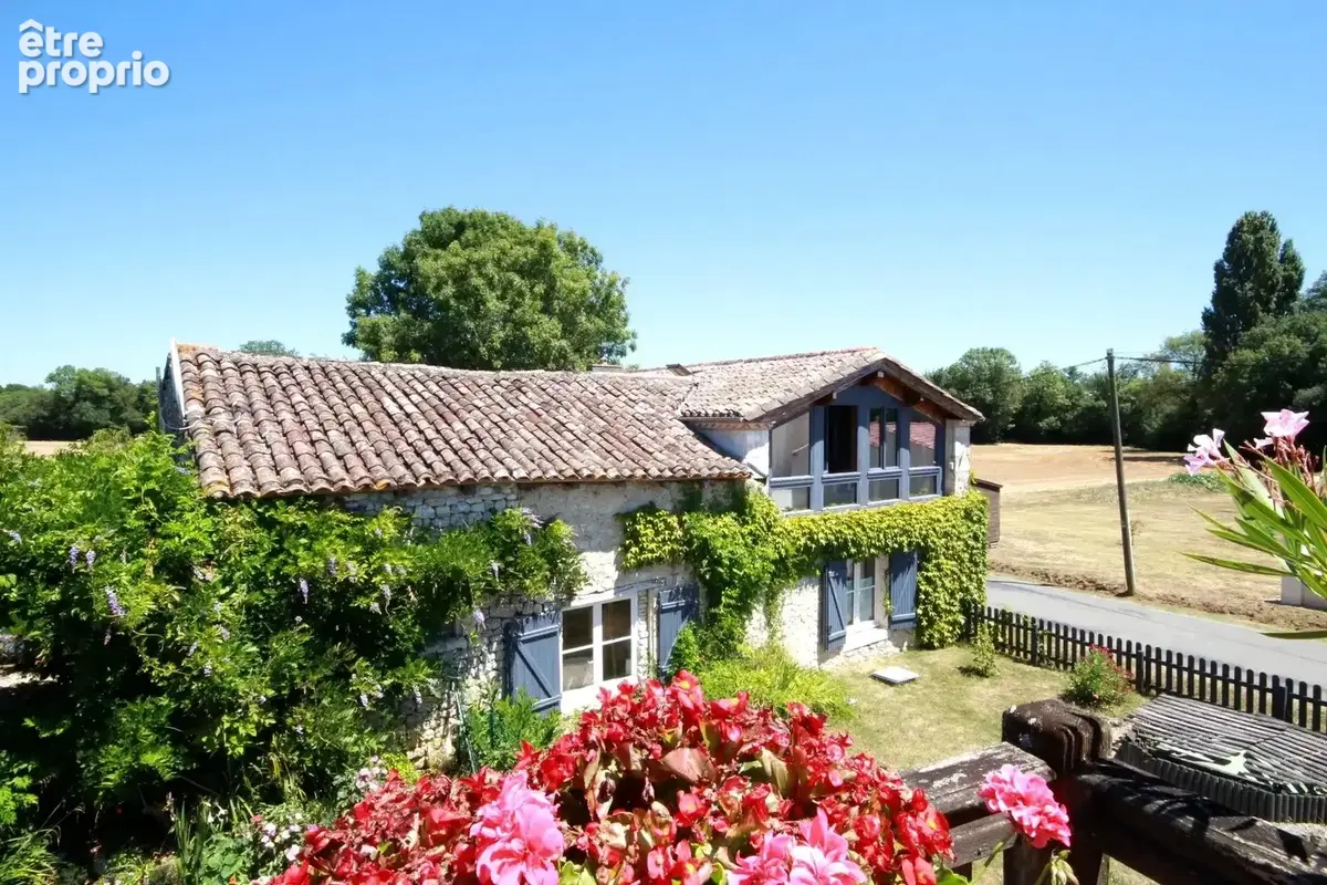 Maison à EYMET