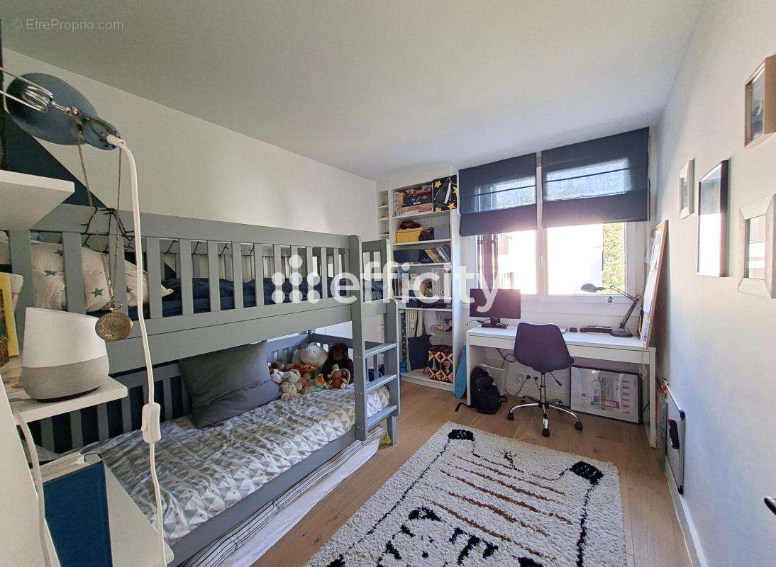 Appartement à GARCHES