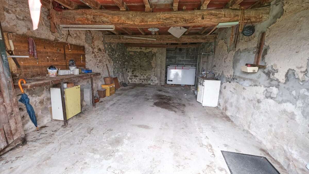 Maison à MONTIGNY-EN-MORVAN