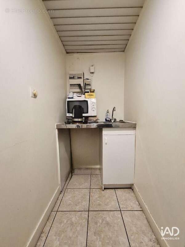 Photo 7 - Commerce à SAINT-DENIS