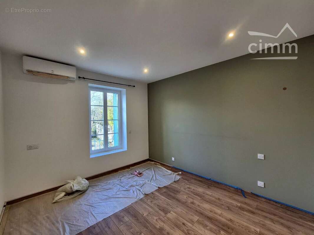 Maison à COUR-CHEVERNY