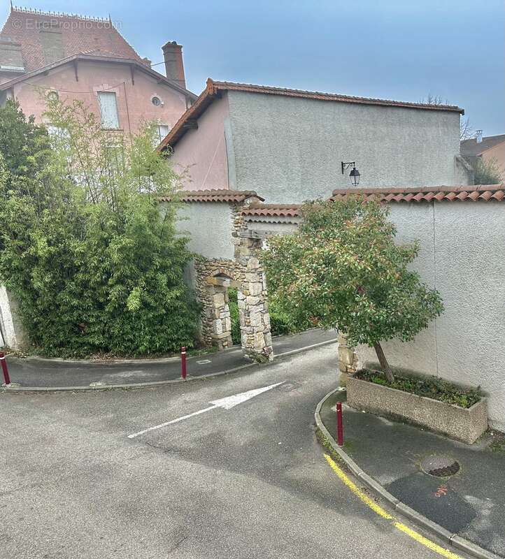 Appartement à TERNAY