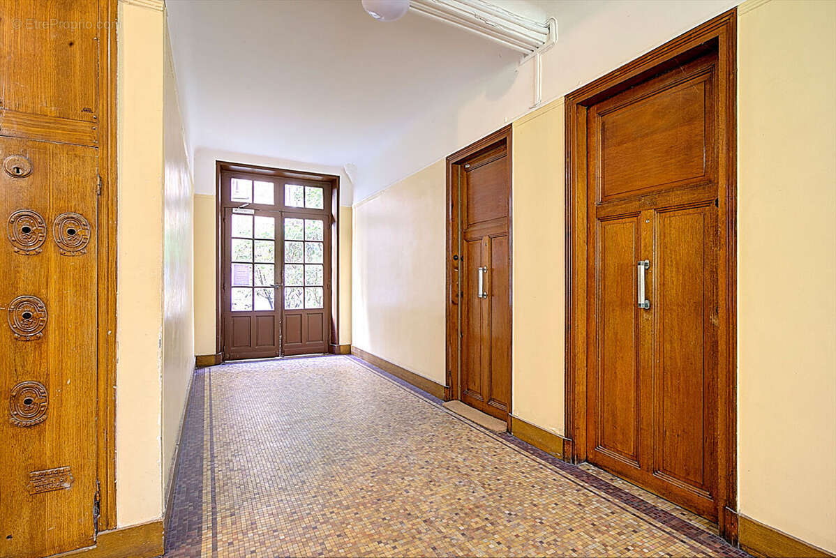 Appartement à PARIS-18E