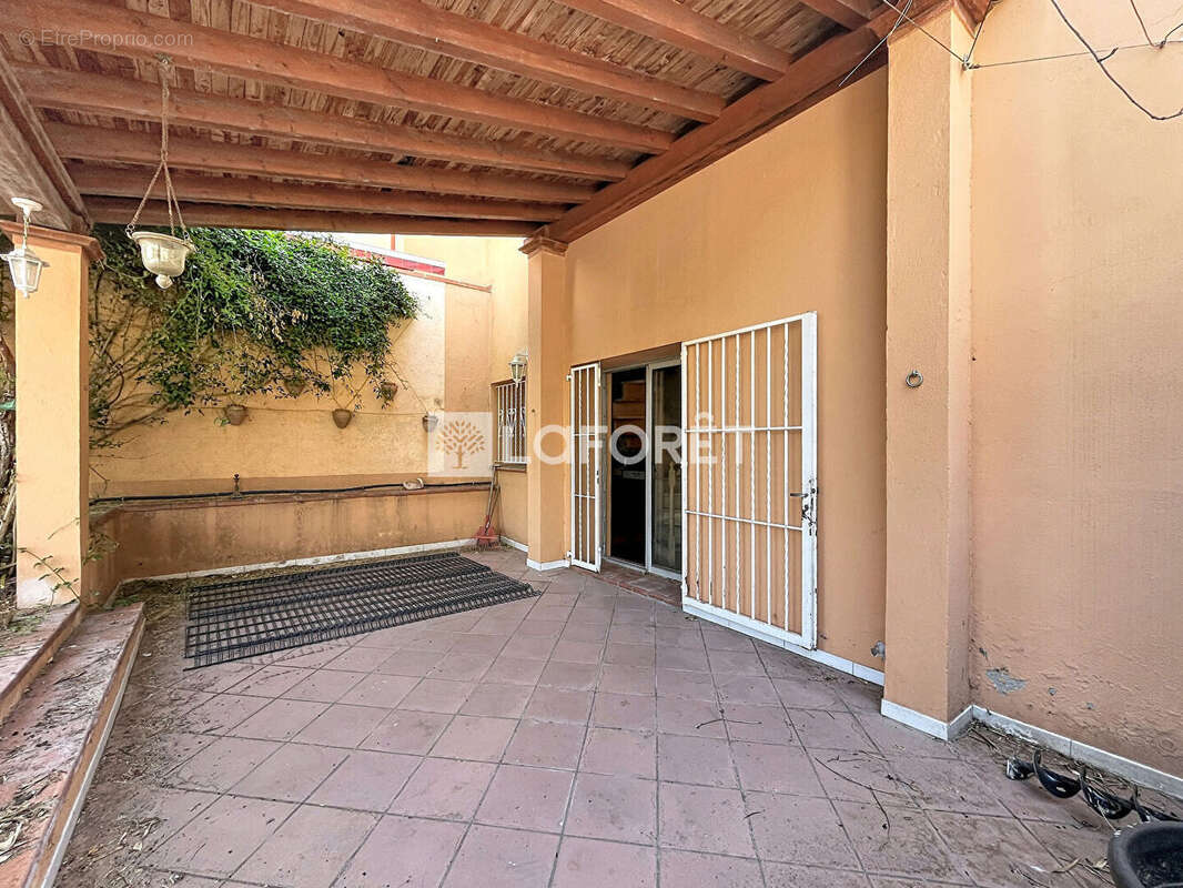 Maison 126 m² à Thuir  - photo 2
