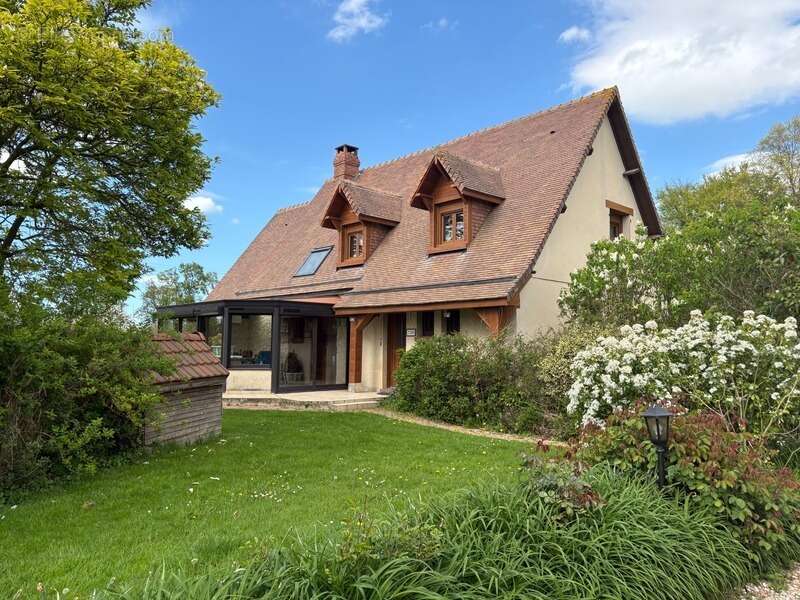 Maison à BEUZEVILLE-LA-GRENIER