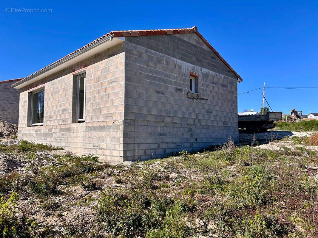 Maison à TRELISSAC