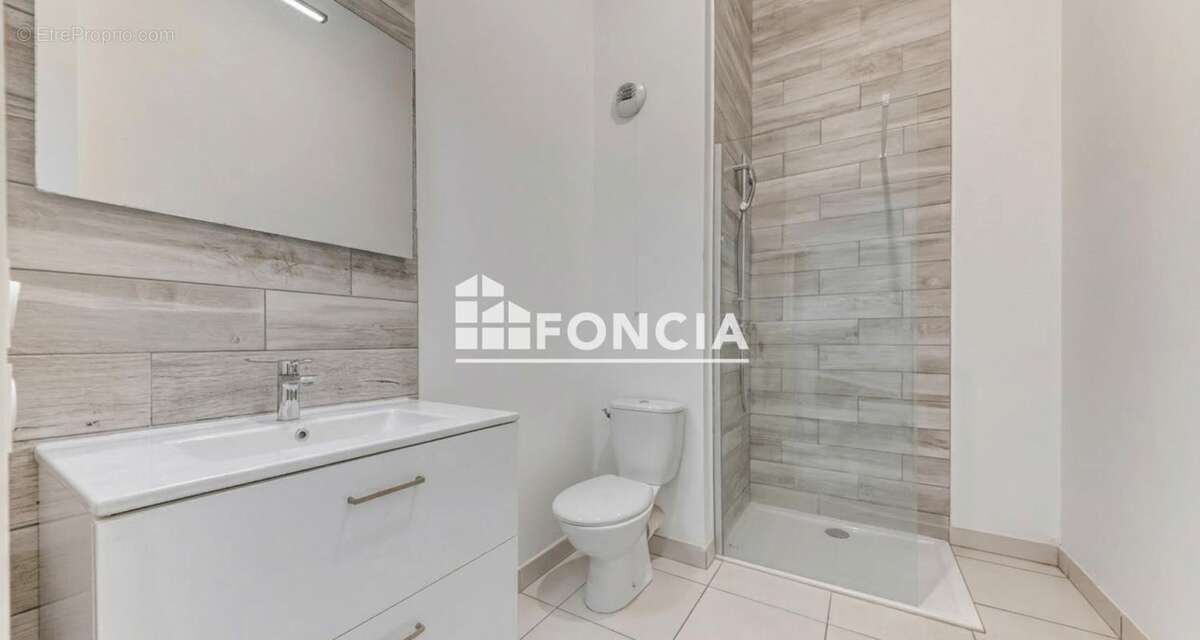 Appartement à SAINT-FONS