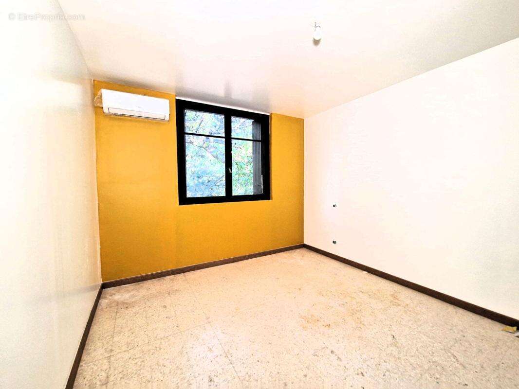 Appartement à CHATEAURENARD