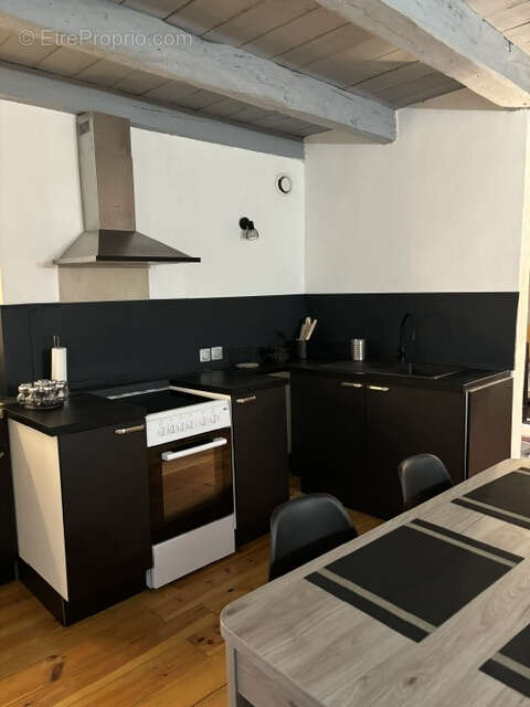 Vieux Cahors -Maison T4 de ville  rénovée avec Charme et meublée - photo 8