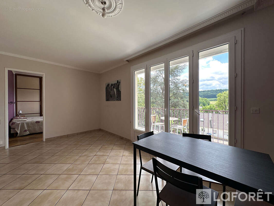 Appartement à CHEVREUSE