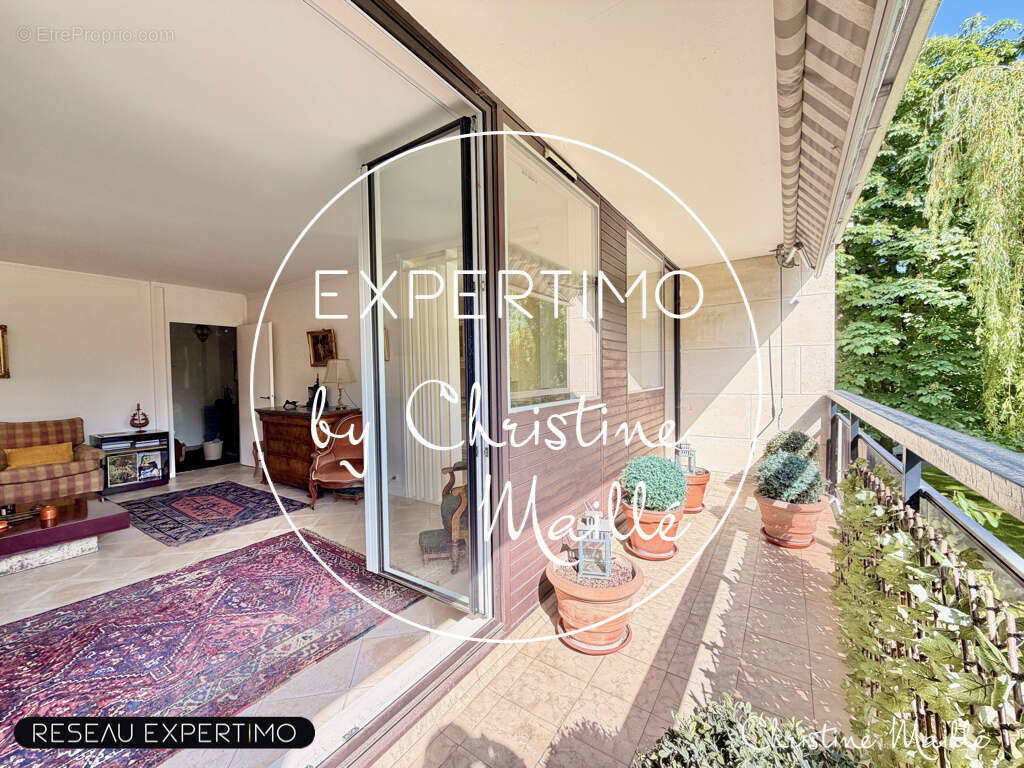 Appartement à VERSAILLES