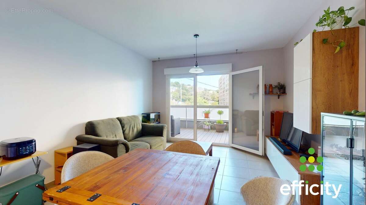 Appartement à LA MULATIERE