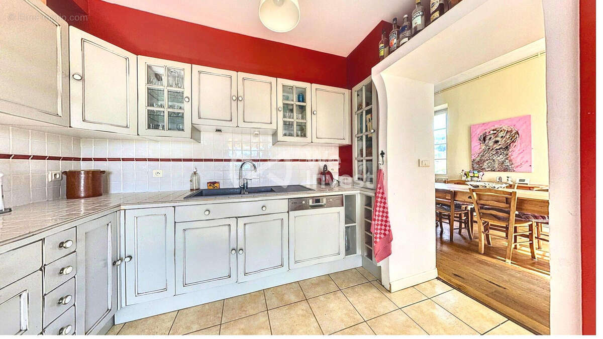 Maison à LE CASTELLET