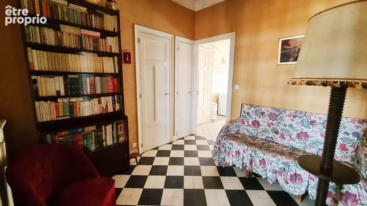 Vente à Vichy d'un grand T3 de 91 m², quartier République. - photo 20