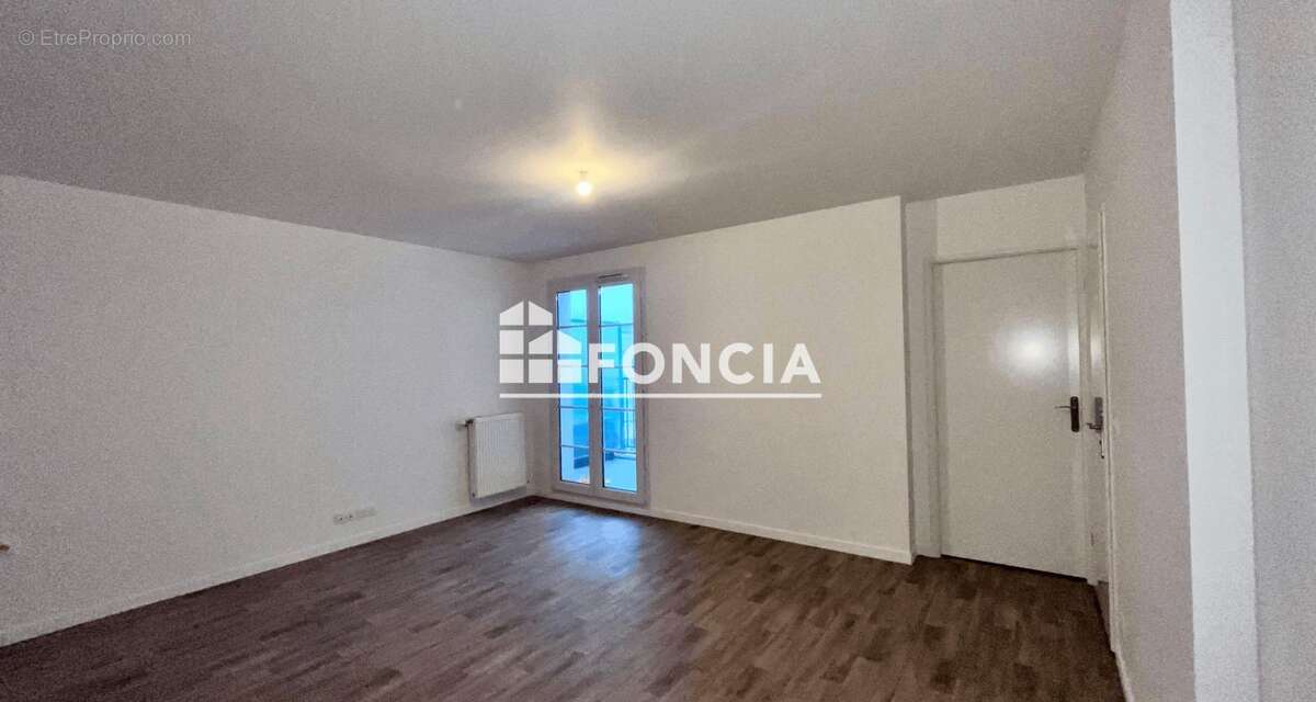Appartement à LE BLANC-MESNIL